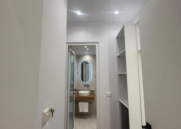 Barjami Hotel *