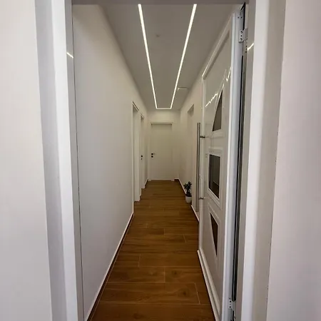 Barjami Σαράντα