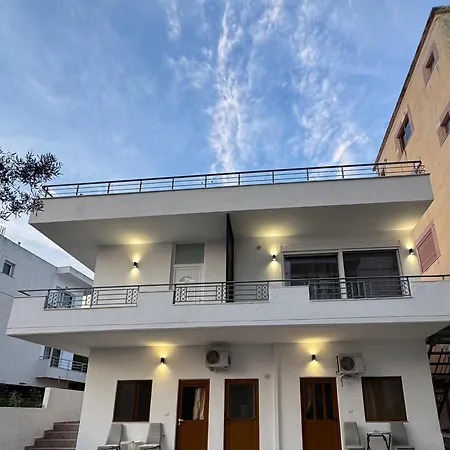 Otel Barjami Saranda