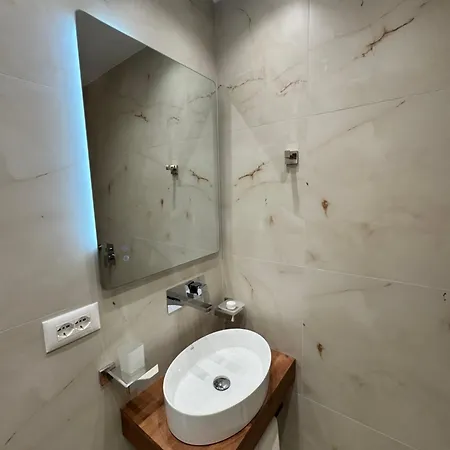Hotel Barjami